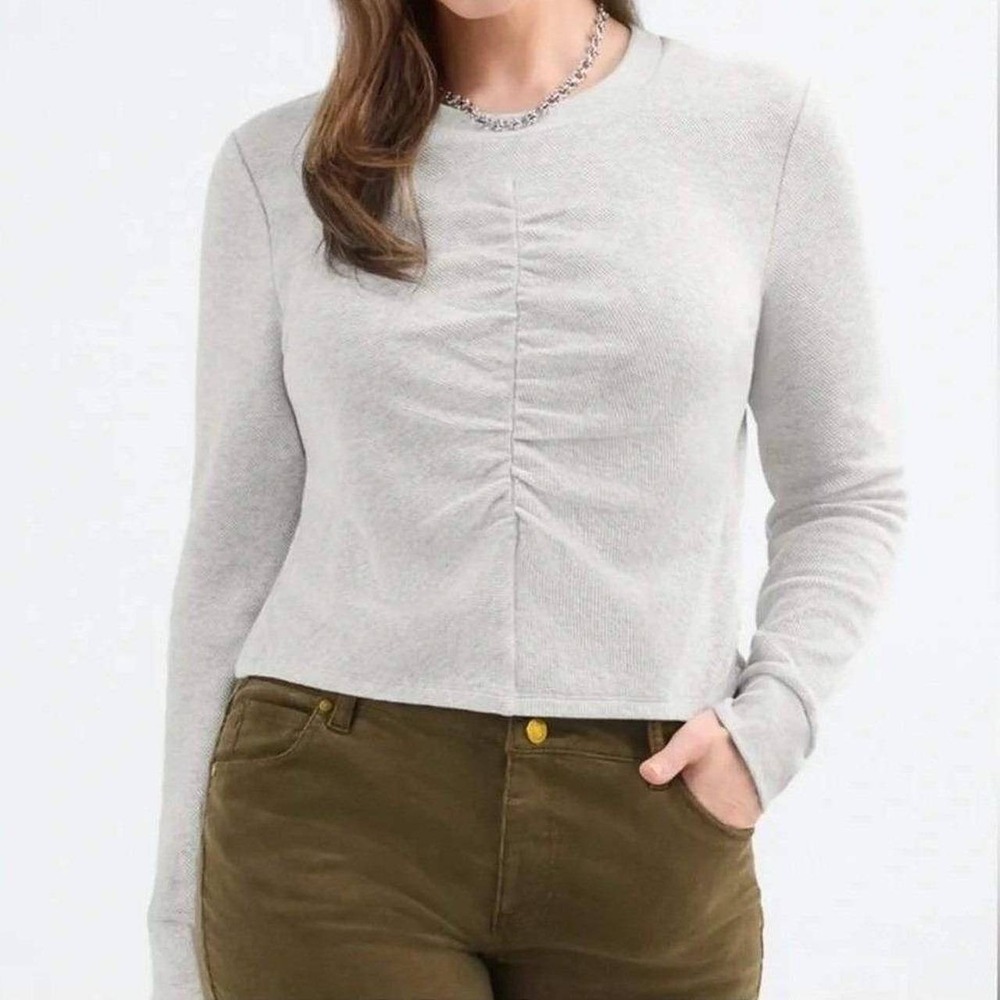 Cabi Chaser Tee M Gray Ruched Front Ribbed Long Sleeve Cropped Balletcore Top